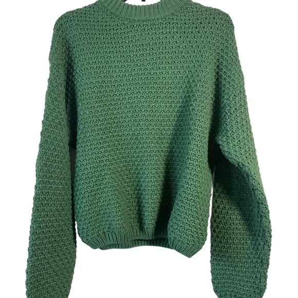 Universal Thread Green Sweater size Medium - Picture 7 of 7